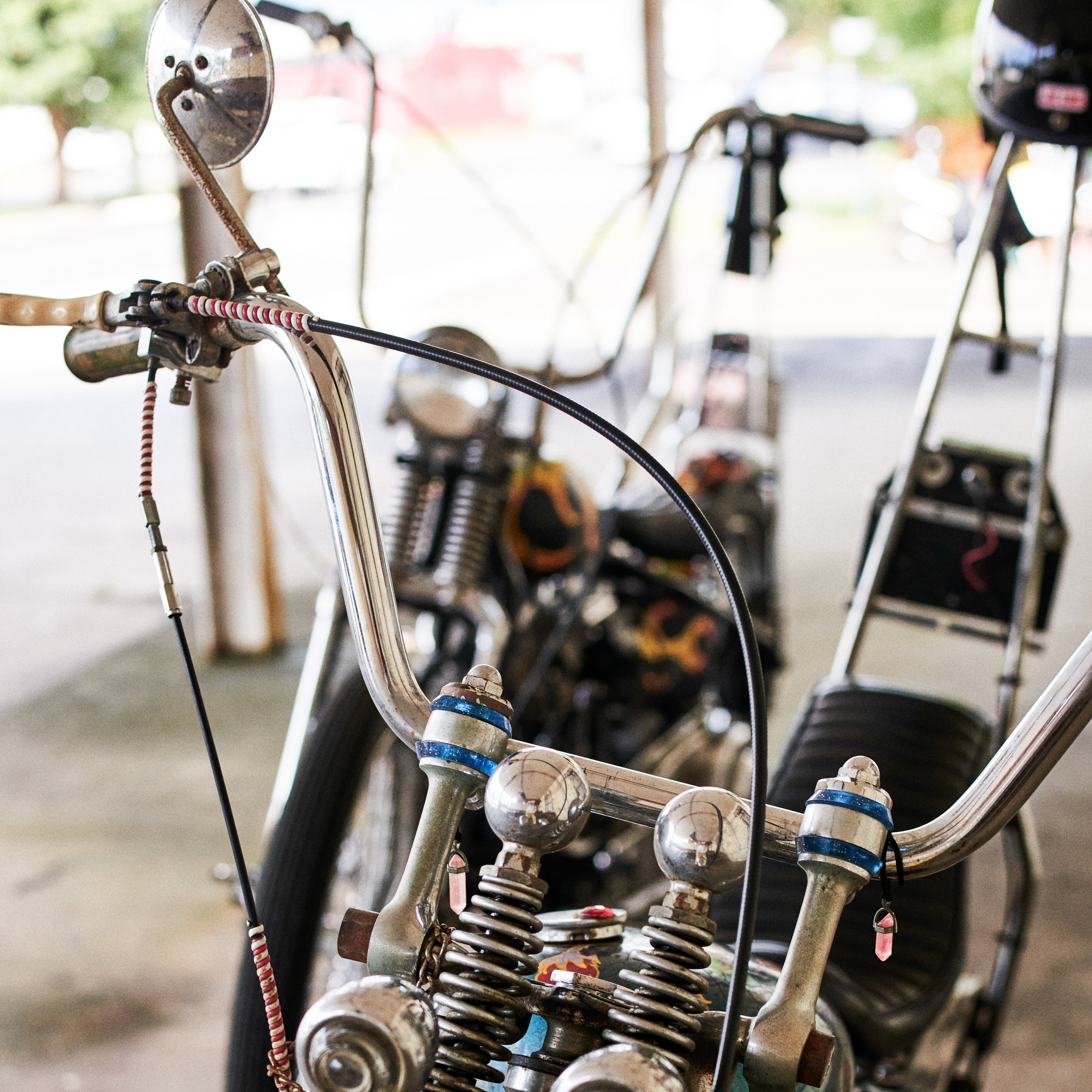 Handlebars & Controls